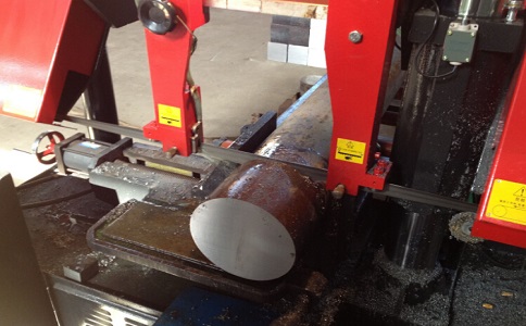 南县卧式带锯床加工时出现明显振荡如何排查？